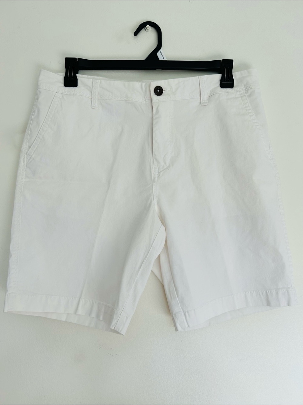 Aeropostale White Cotton Men’s Shorts